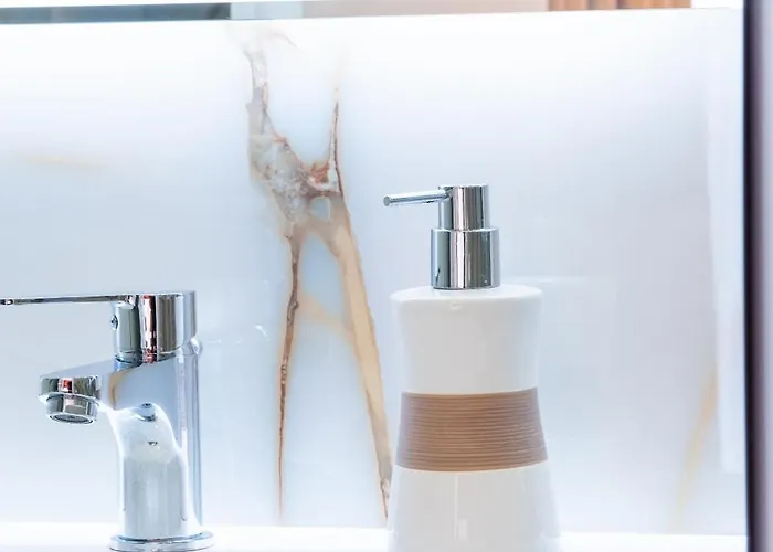 ベッド・アンド・ブレックファスト My Way ティラナ